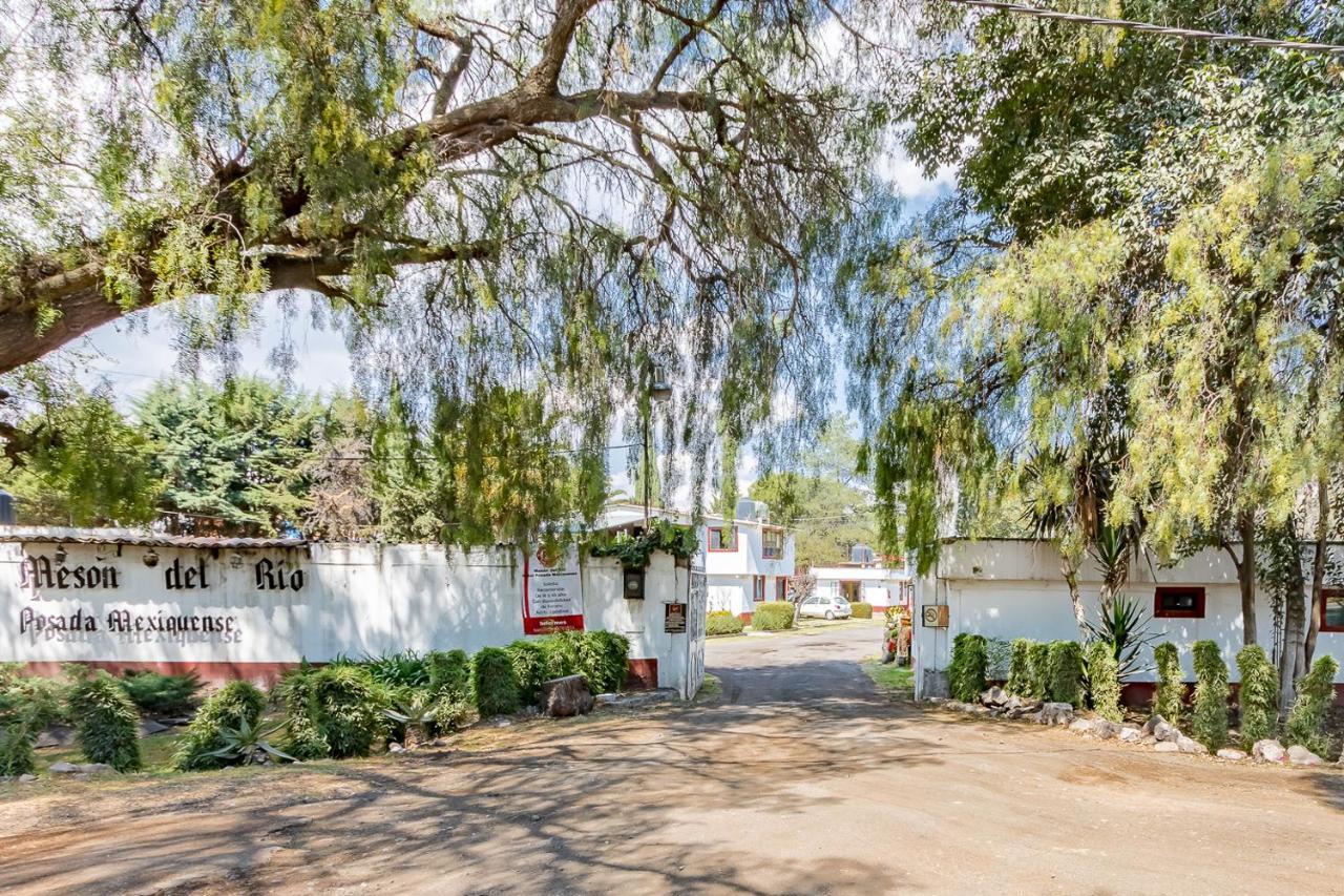 Hotel Ayenda Meson Del Rio Tepotzotlan Exterior foto